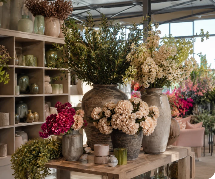 Decoflora - Decoratie en keramiek in de showroom